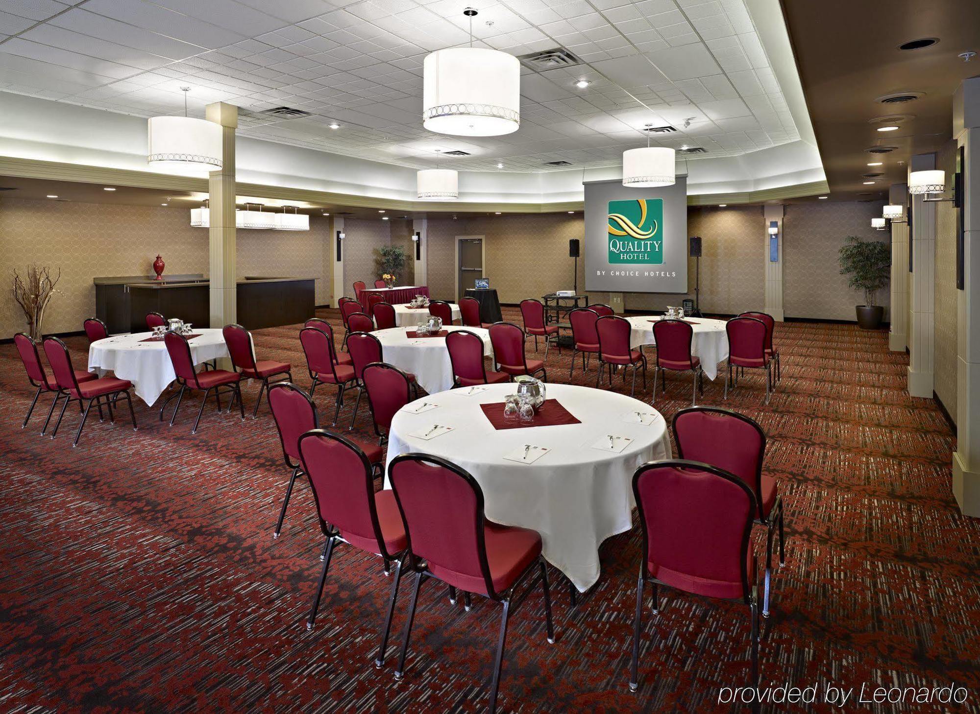 Quality Hotel & Conference Centre Fort McMurray Kültér fotó